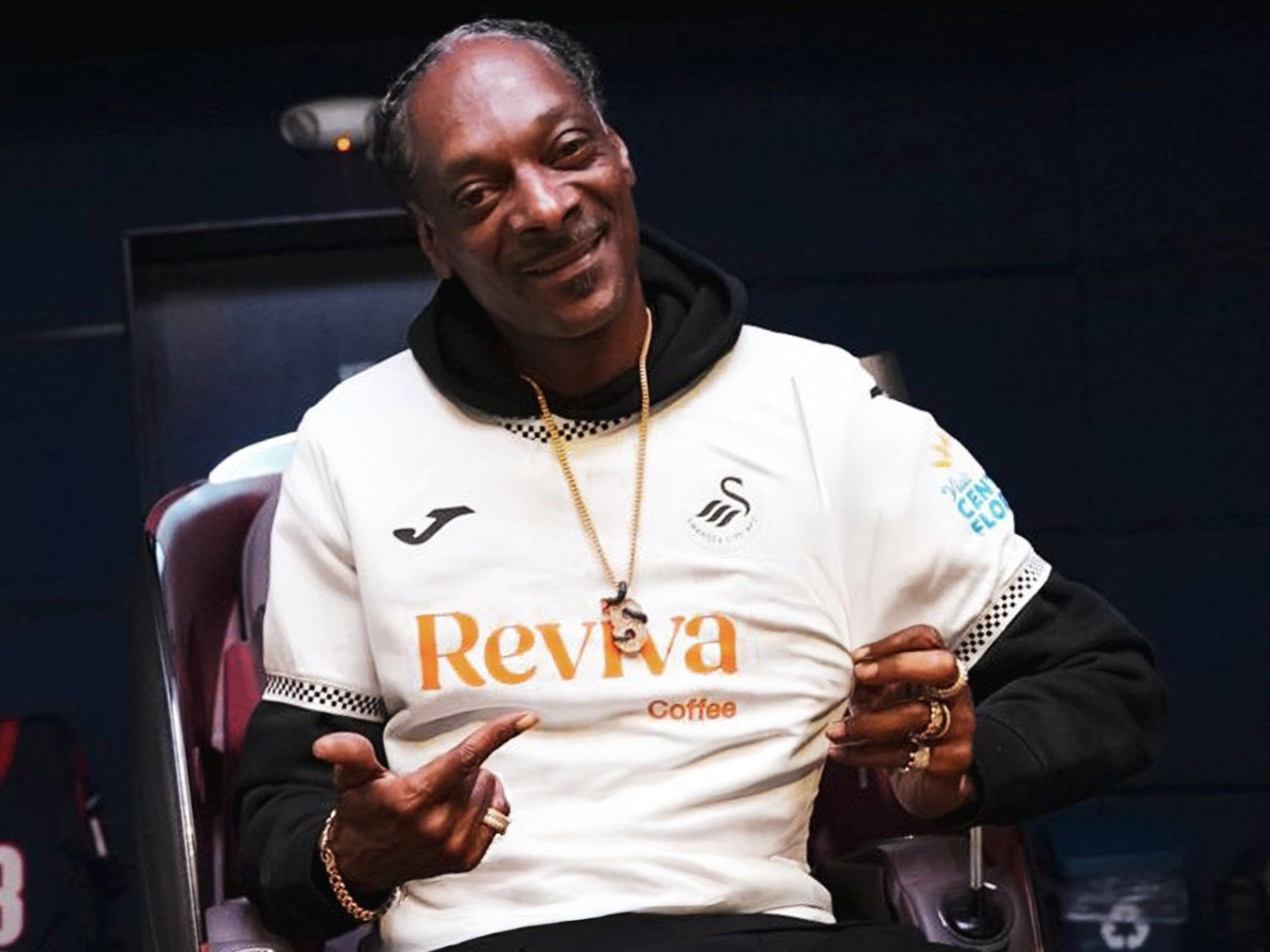 snoop dogg swansea